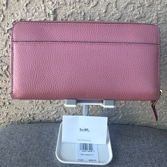 𝓒𝓞𝓐𝓒𝓗 Mauve Leather Women's Wallet - Picture 2 of 10